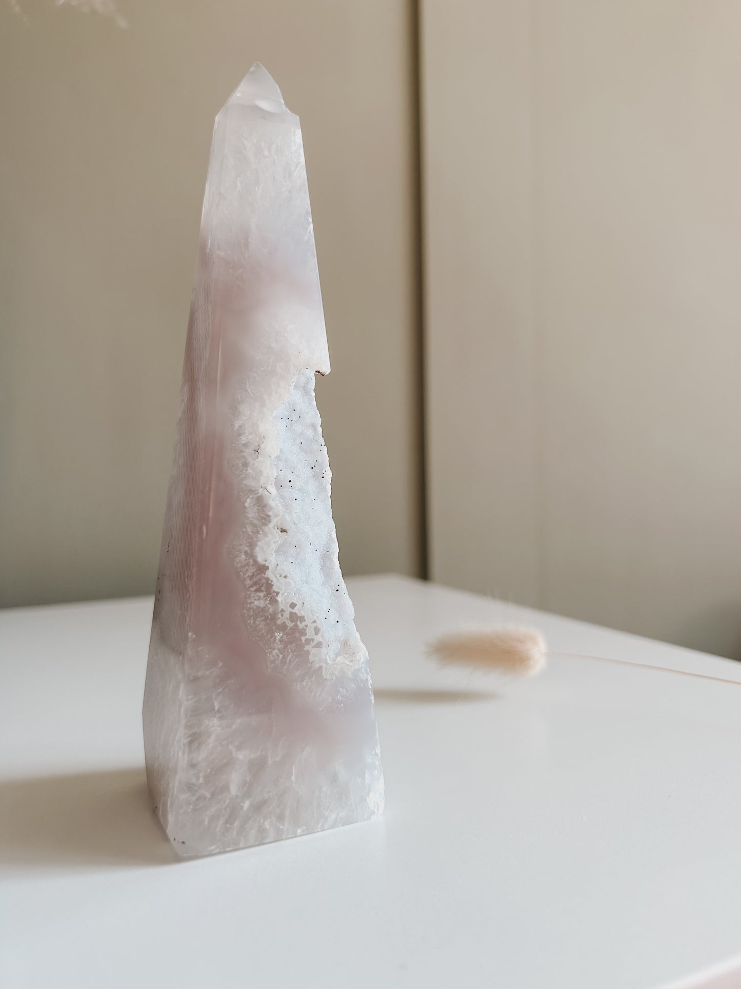 Mauve Agate Obelisk