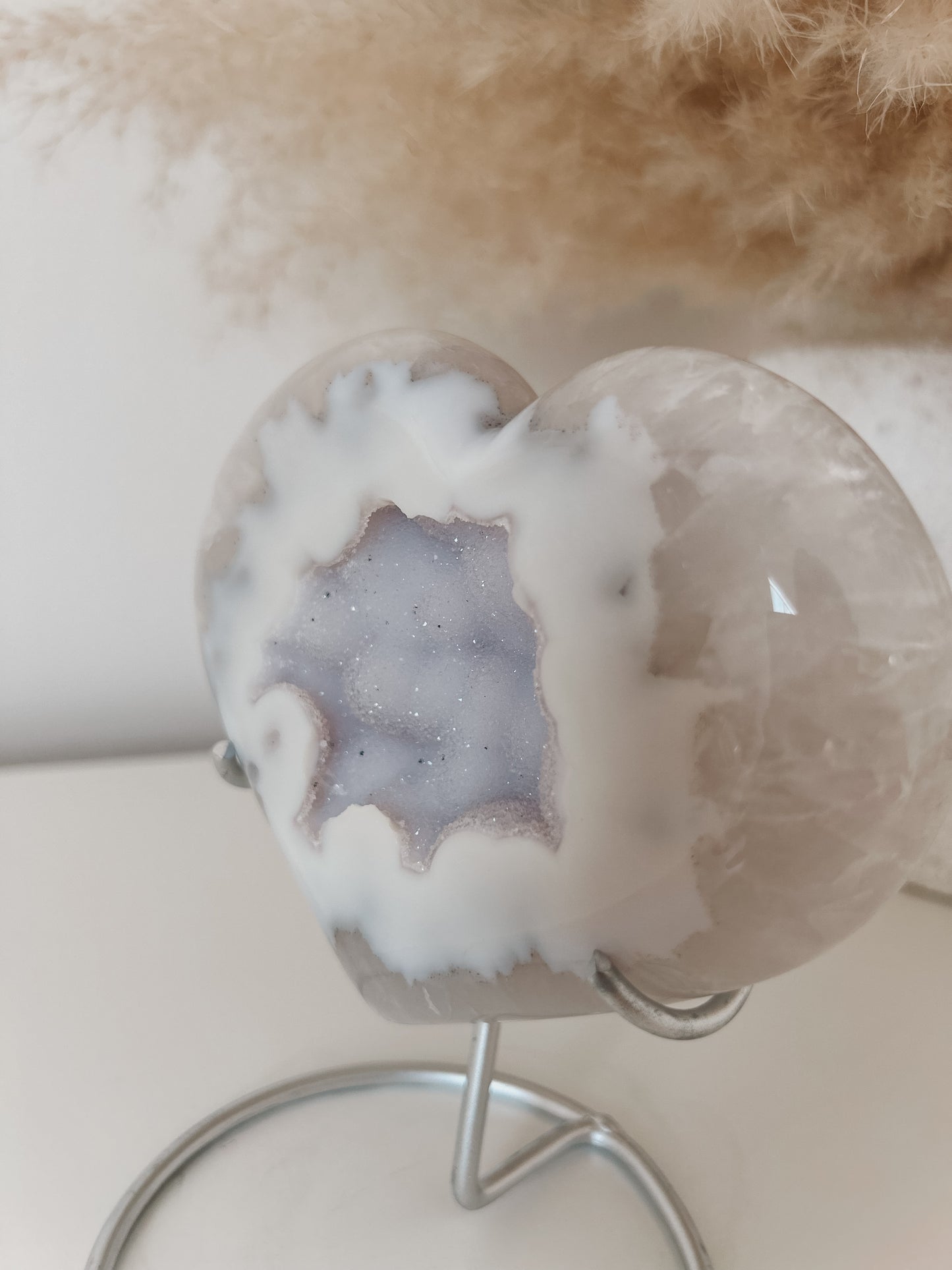 White & Mauve Agate Heart