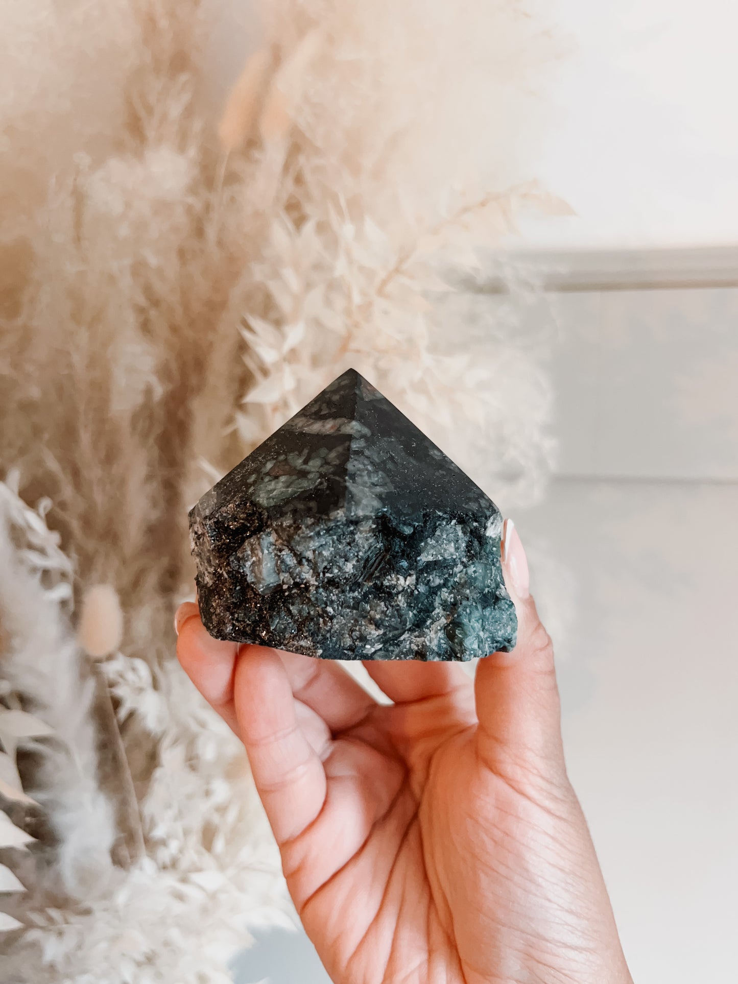 Emerald Polished Point