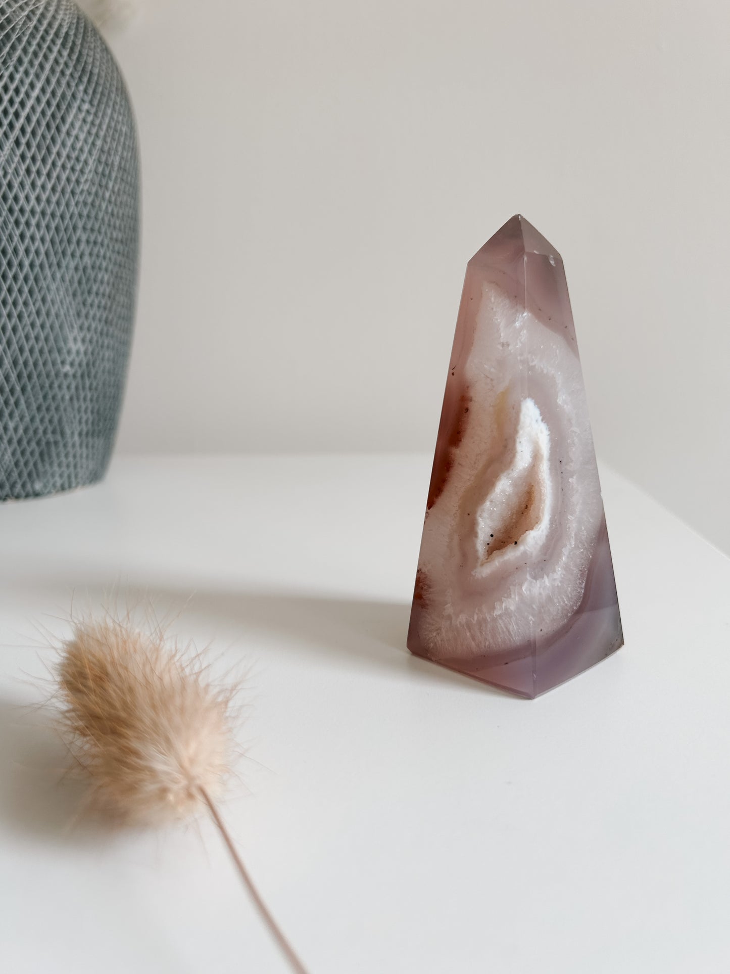 Mauve Agate Obelisk