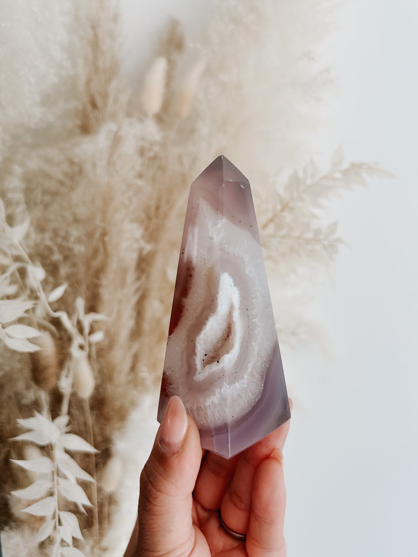Mauve Agate Obelisk