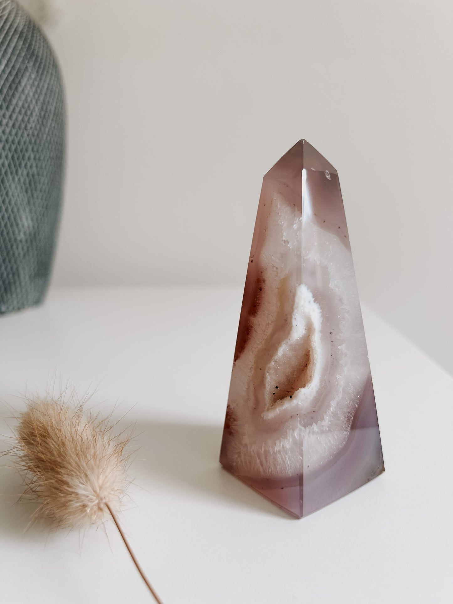Mauve Agate Obelisk