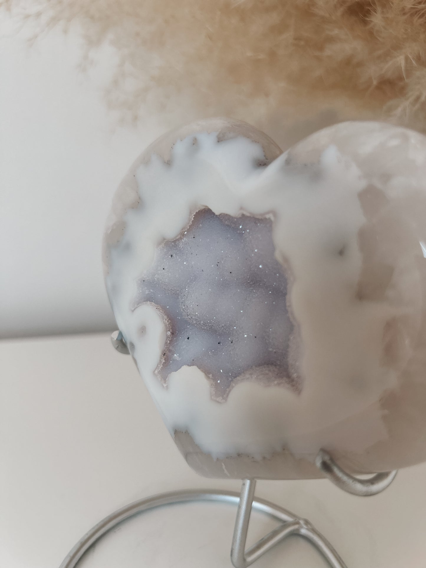 White & Mauve Agate Heart
